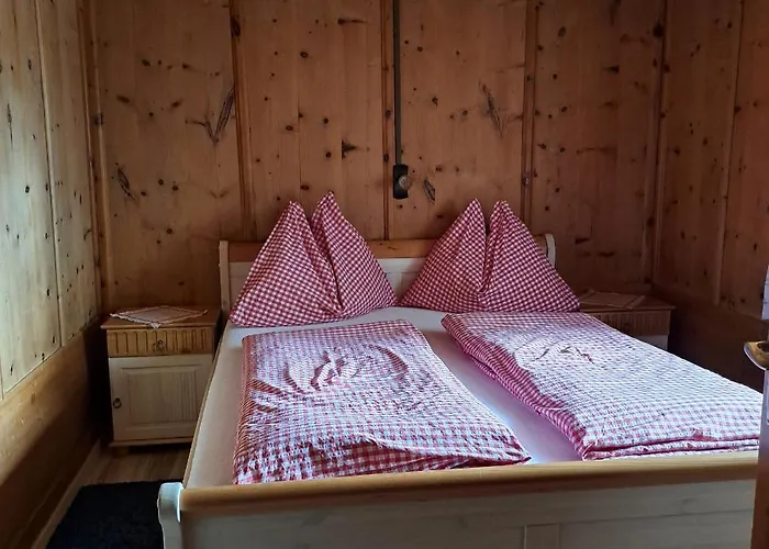 Haus Bacher بيت ضيافة 3*